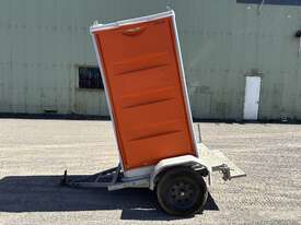 Portable Toilet With Trailer - picture1' - Click to enlarge