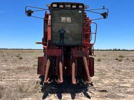 Case cotton picker - picture1' - Click to enlarge