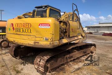 Komatsu PC220LC-8 Excavator (Steel Tracked)