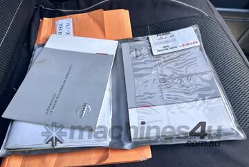 2014 Nissan Navara ST-R Diesel (Repairable Write-off)