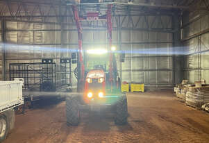 Kubota   M135GX FWA/4WD Tractor