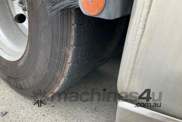 2017 Volvo FH16 700 Prime Mover