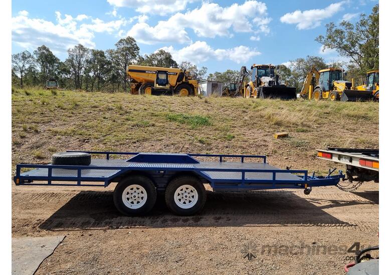 2010 TUCKER TUCKER 00CAR