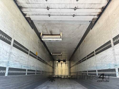 2014 Schmitz ST3 Tri Axle Refrigerated Pantech Trailer