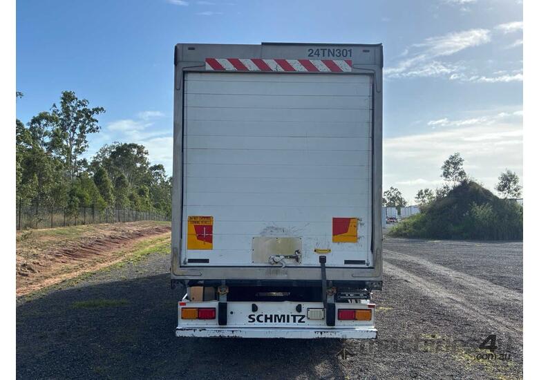 2014 Schmitz ST3 Tri Axle Refrigerated Pantech Trailer