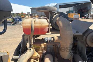 2018 Caterpillar CB2.7 Dual Smooth Drum Roller