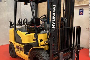 2017 HYUNDAI 33LF-7 LPG FORKLIFT 3.3T CONTAINER MAST 4.7M SIDESHIFT 5,368 HRS