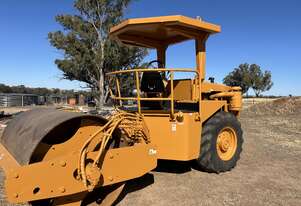 Ingersol Rand SP56DD 12 tonne Smooth Drum Roller