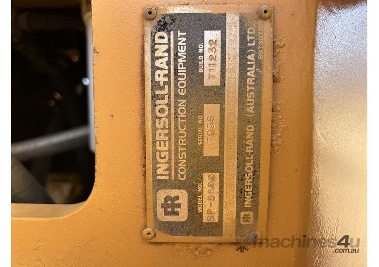 Ingersol Rand SP56DD 12 tonne Smooth Drum Roller