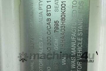 Hino 2011   300 614 Tipper