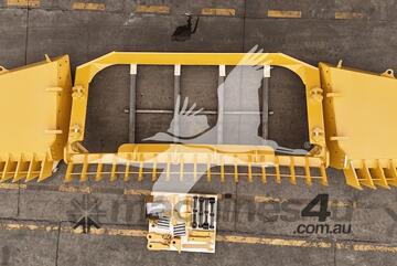 Root BEDROCK FOLDABLE STICK RAKES FOR D8T BDR30