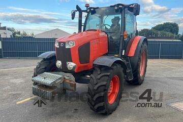 2016 Kubota M126GX Tractor 4 x 4
