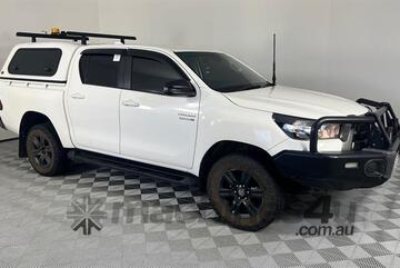 Toyota   Hilux GUN126R