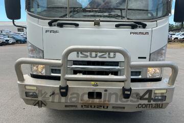 2015 Isuzu FRR600 LWB Crane Truck (Service Body)