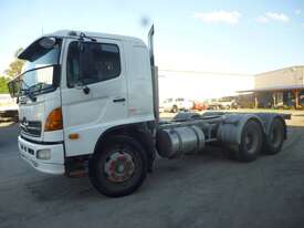 Hino / FM Ranger 14 / Cab chassis - picture2' - Click to enlarge