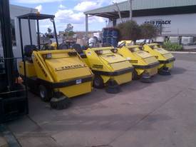 KARCHER/ HAKO/ TENNANT  SWEEPER SAVE ON NEW PRICE  - picture0' - Click to enlarge