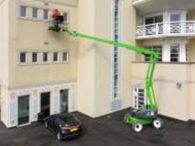 HR15 4x4 Self Propelled Boom Lift - picture1' - Click to enlarge