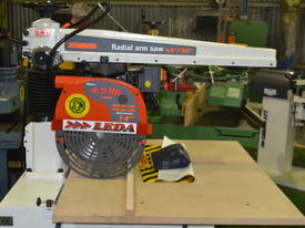 Radial arm saw with electric brake - picture0' - Click to enlarge