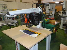 Radial arm saw with electric brake - picture2' - Click to enlarge
