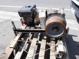 captan winch , 9hp petrol ,on trolley - picture1' - Click to enlarge