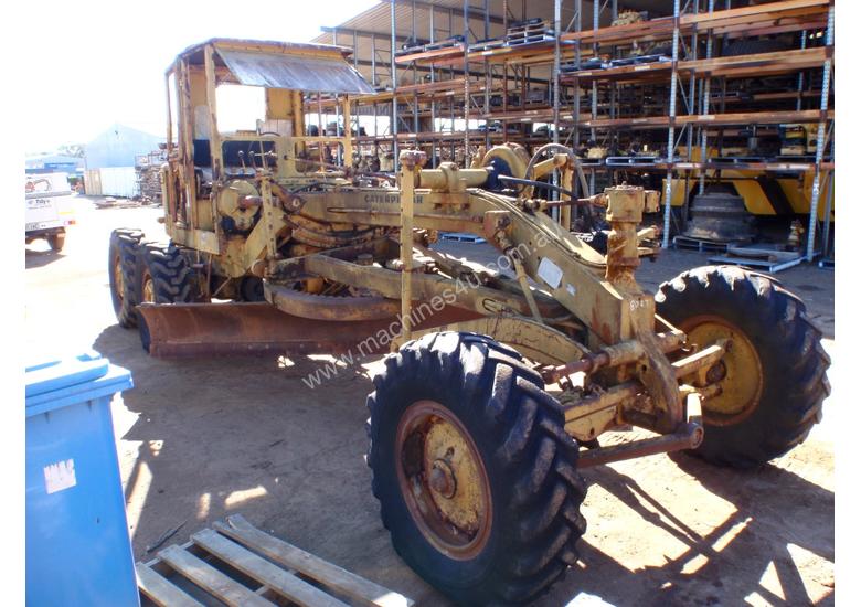 caption Caterpillar 12E 21F Grader *DISMANTLING*