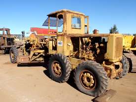 Caterpillar 12E 21F Grader *DISMANTLING* - picture2' - Click to enlarge