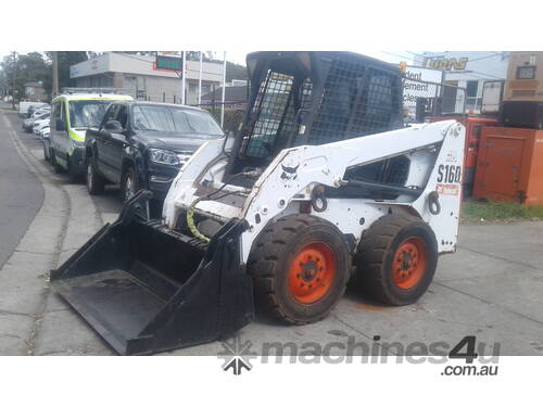 S160 bobcat , ex mines WA ,  2200 hrs , pilot controls new 4in1 fitted