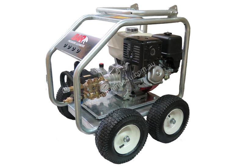 Click to view full size photos BAR Honda Pro Petrol Pressure Cleaner 4013G-HJV