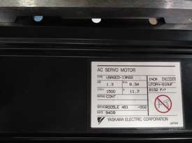  AC Servo Motor 1.3Kw Drive and Cables - picture1' - Click to enlarge