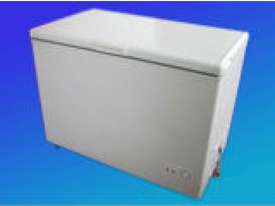 300 Litre Glass Top Chest Freezer - picture0' - Click to enlarge