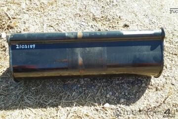 Custom 900mm cleanup bucket suits 1-2 ton machines Bucket-GP Attachments