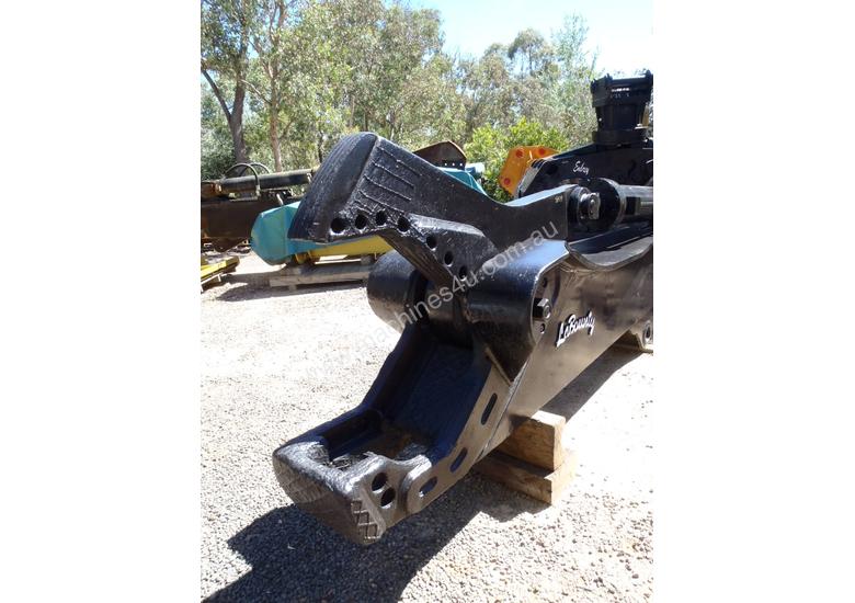 caption Labounty MSD116 Demolition Shear Suit 20-30 Ton