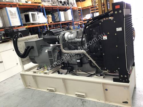 400kW/500kVA 3 Phase Skidmounted Diesel Generator.  Perkins Engine.