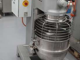 30L Mixer Available in Pakenham - picture0' - Click to enlarge