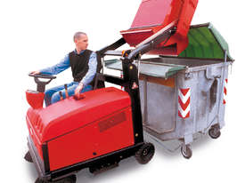 RCM Otto Rider Vacuum Sweeper - picture2' - Click to enlarge