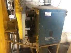1998 Nederman 2 Head/Single Base Stations Welding Fume Exhaust Extractor - picture0' - Click to enlarge