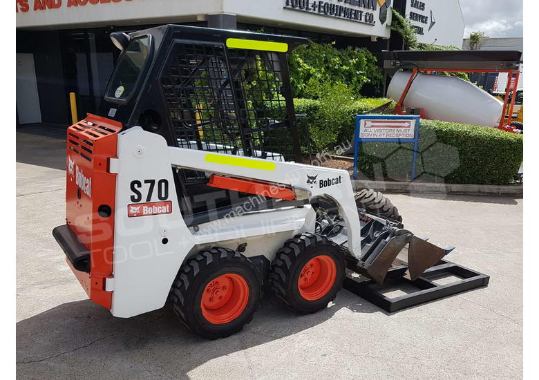 Used 2010 Bobcat Bobcat S70 Mini Skid steer loader MACHSSL Wheeled