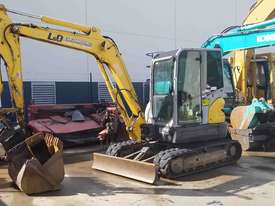 2015 New Holland E55BX excavator - picture0' - Click to enlarge