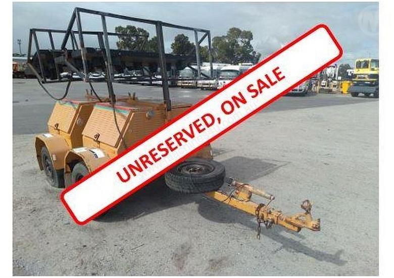 caption The Trailer Factory Arrow Board