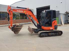 USED 2015 KUBOTA U55-4 EXCAVATOR WITH FULL A/C CAB, HITCH AND BUCKETS. 3525 HRS - picture0' - Click to enlarge