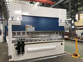 Exapress Rapide PBH 160-4100 Hydraulic Downstroking synchronized Delem graphical touch screen CNC - picture0' - Click to enlarge