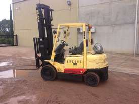 Hyster H2.50DX 2 Stage Mast with Sideshift - picture2' - Click to enlarge