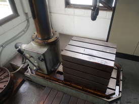 Radial Drilling machine - picture2' - Click to enlarge