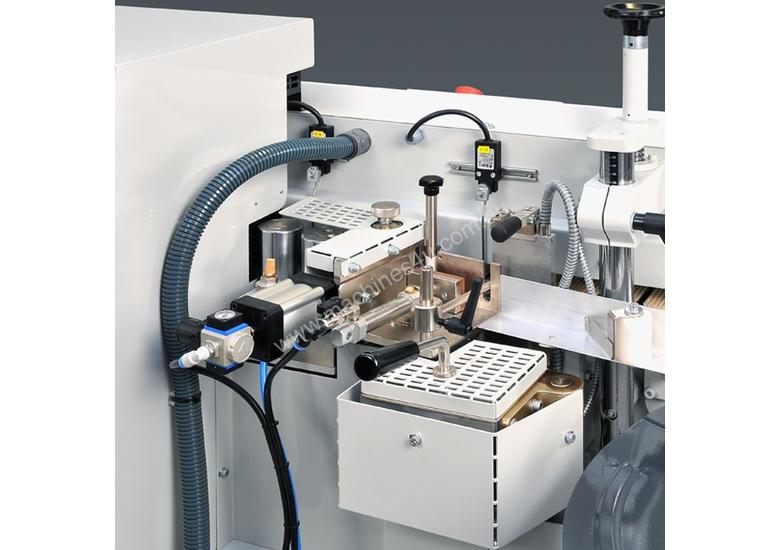 caption Hot Melt Edgebander Glue Scraping KM550 by Robland