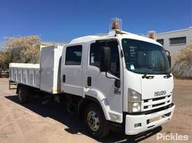 2010 Isuzu FRR500 - picture0' - Click to enlarge