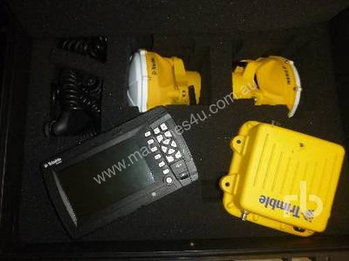 TRIMBLE CB460 GPS