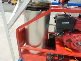 Blue Viper Hot Pressure Washer c/w Water Tank - picture2' - Click to enlarge