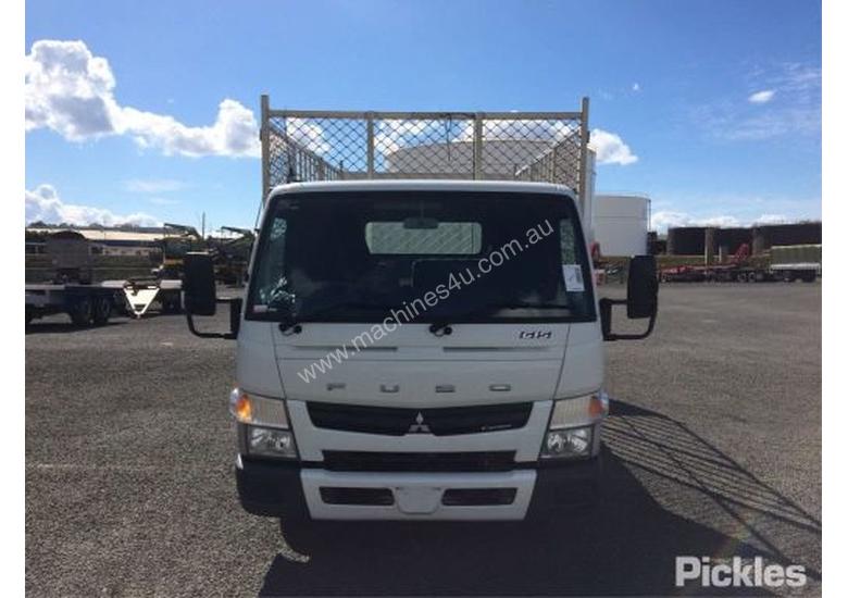 caption 2016 Mitsubishi Canter