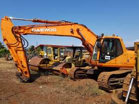 2001 Daewoo SL330LC-V Excavator *CONDITIONS APPLY* - picture0' - Click to enlarge