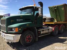 2006 Mack CH Value Liner - picture2' - Click to enlarge